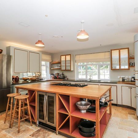 Gardeners Cottage Hungerford Bagian luar foto