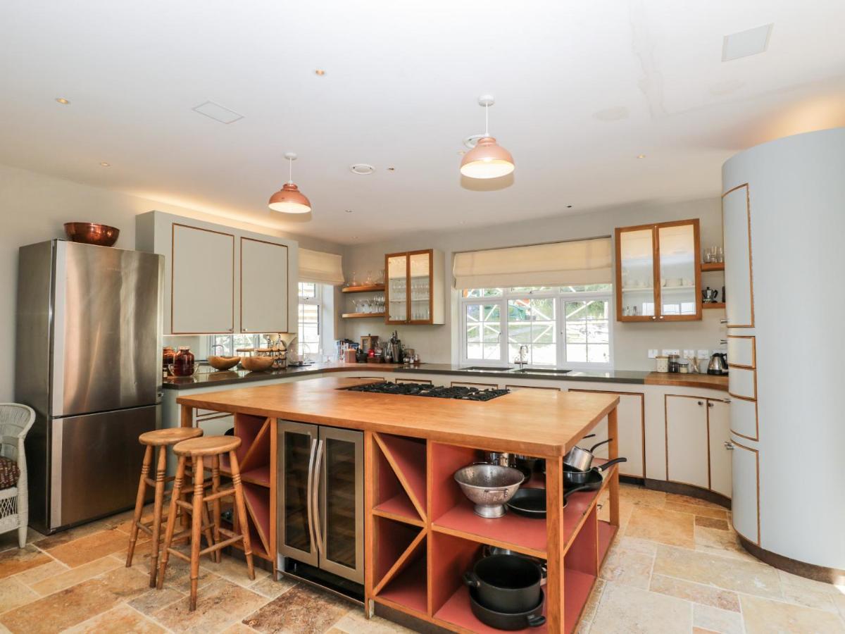 Gardeners Cottage Hungerford Bagian luar foto